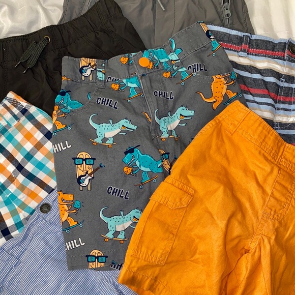 GAP Other - 7 PAIRS OF SHORTS BUNDLE! GAP & GARANIMALS!!